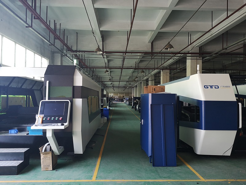 怎么选择光纤激光切割机厂家？要对比那些方面？