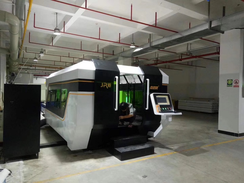 光纤激光切割机技术革新得到广泛应用